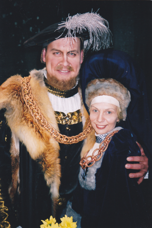 File:Johann von Tödwen ja tema naine (Helen Lokuta), Tubin Barbara von Tisenhusen, 2004.jpg